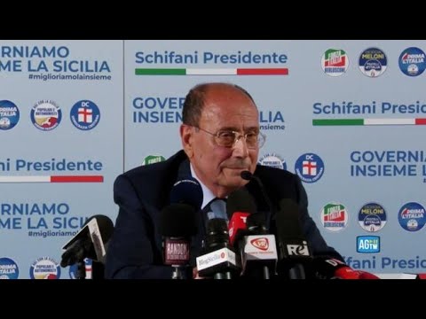 Schifani eletto governatore in Sicilia: «Dedico la vittoria ai ragazzi di un centro di recupero»