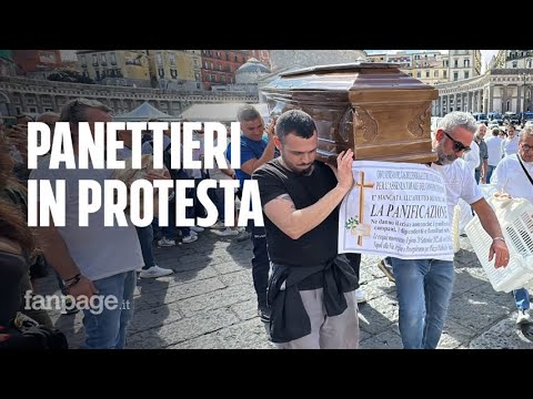 Panettieri in protesta per il caro energia a Napoli: “Regaliamo il pane ma non lo butteremo mai”