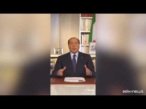 Berlusconi sbarca anche su TikTok: “Ciao ragazzi! Eccomi qua”