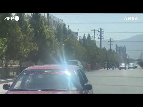 Attentato kamikaze davanti all’ambasciata russa a Kabul: almeno 25 morti