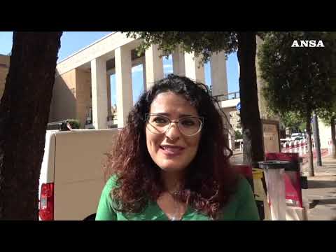 Test medicina: flash mob di fronte alla Sapienza contro il numero chiuso