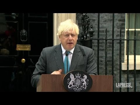 Il congedo di Boris Johnson: «Io un razzo che ha compiuto la sua missione, sparirò in qualche…