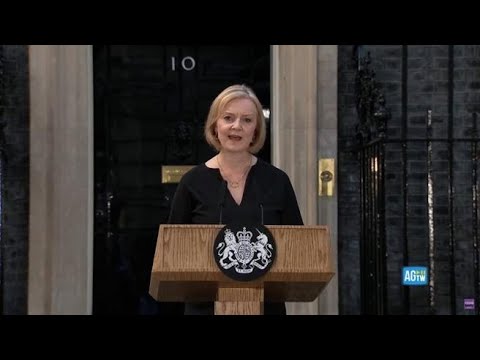 «God save the King»: il discorso di Liz Truss dopo la morte della Regina Elisabetta