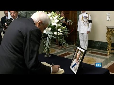 Mattarella all’ambasciata britannica a Roma: firma il messaggio di condoglianze per la regina…