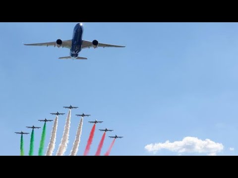 Le Frecce Tricolori a Monza con l’A350 dedicato a Enzo Ferrari: il passaggio al Gran Premio…