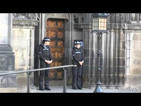 Edimburgo, tutto pronto a St Giles per il saluto a Elisabetta II