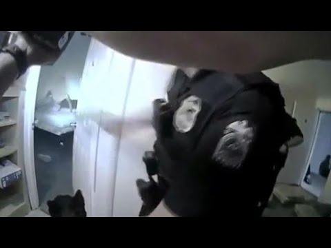 Polemiche in Ohio: agente spara e uccide un afroamericano disarmato nel suo letto