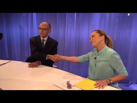 Dietro le quinte del duello Letta-Meloni: il saluto, la stretta di mano e il sorteggio
