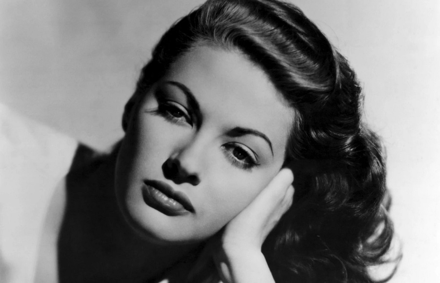 Yvonne De Carlo