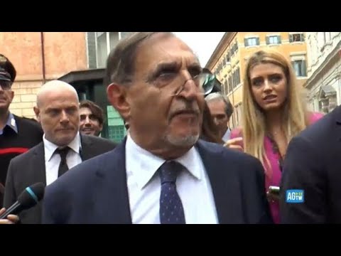 La Russa: «Sono dispiaciuto per l’assenza dei voti del centrodestra, con Berlusconi niente da…