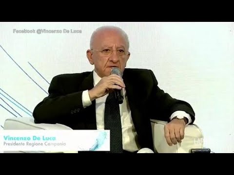 De Luca insulta il neopresidente della Camera Fontana: «Quel troglodita»