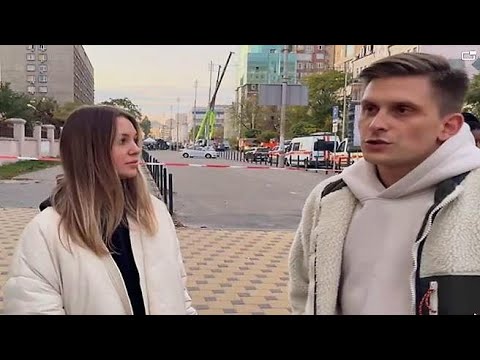 La «normalità» di Kiev: «Siamo più arrabbiati che impauriti»