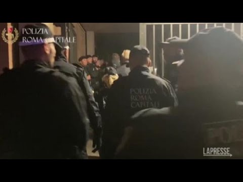 Case occupate a Ostia: abusiva anche Cristina, sorella di Roberto Spada