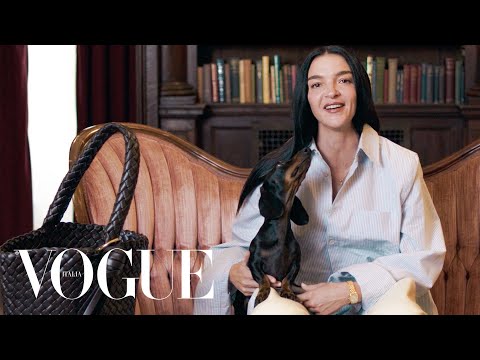 Mariacarla Boscono rivela cosa custodisce nella sua borsa | In The Bag | Vogue Italia