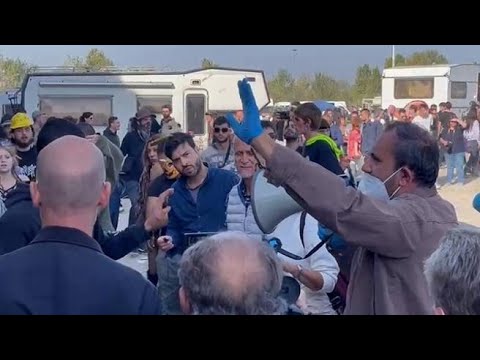 Rave party di Modena, la polizia convince i partecipanti che lasciano il capannone