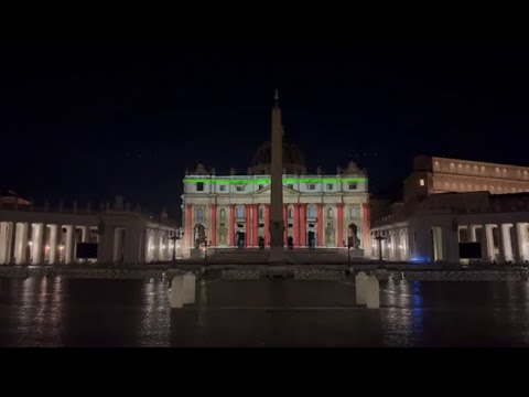 Giochi di luce a San Pietro, le prove in attesa dello spettacolo del 2 ottobre