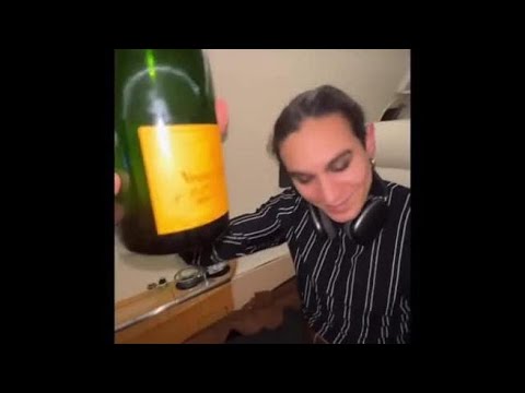 Maneskin, ecco come festeggiano il compleanno del batterista Ethan Torchio