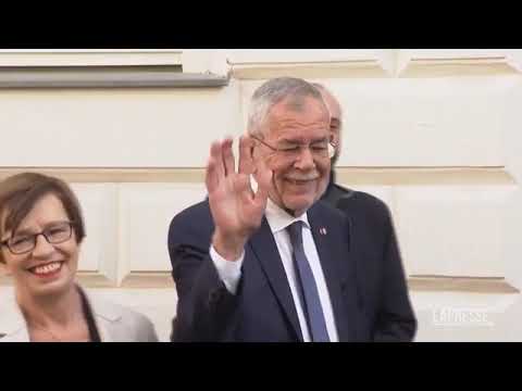 Austria, il presidente Van der Bellen dopo il voto: «Il mio modello è Mattarella»