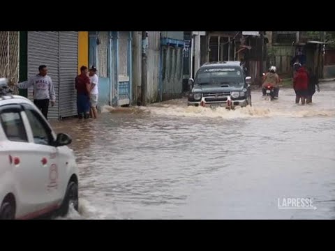 L’uragano «Julia» colpisce il Nicaragua, venti a 140 km/h