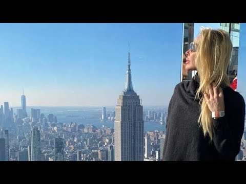 Ilary Blasi a New York, il video dal grattacielo