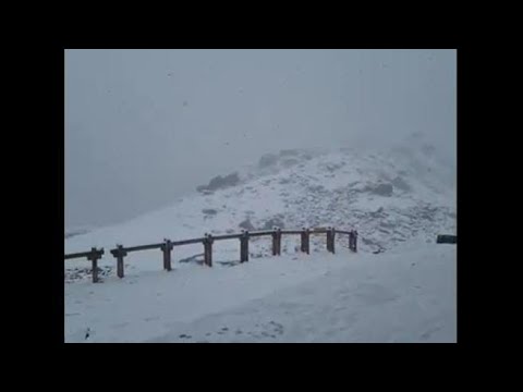 Prima neve ai piedi del Monviso