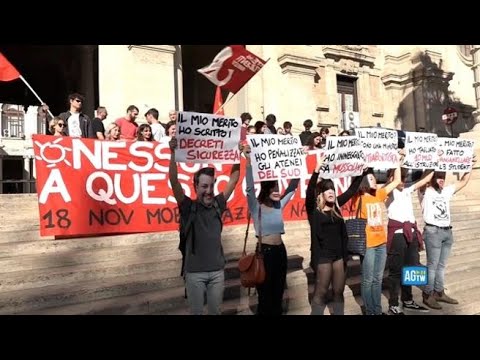 Scuola, la protesta degli studenti al Miur: «Nessun merito a questo governo»