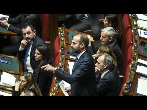 Manovra, Marattin: «Orari inviati via fax? Ancora li usate? Questa è bellissima»