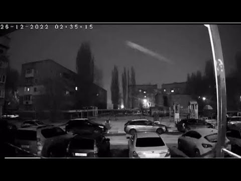Attacco ucraino con un drone su una base russa: il momento dell’esplosione