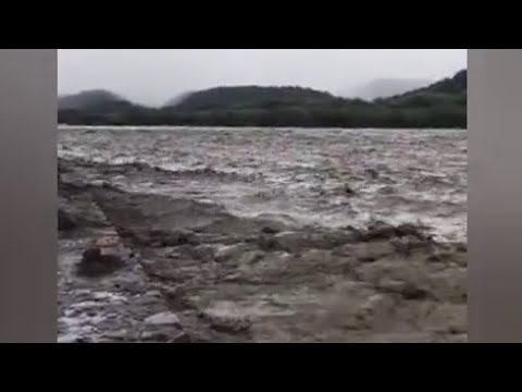 Allagamenti e smottamenti in provincia di Cosenza: la furia del fiume di fango fa paura