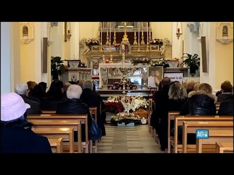 Ischia, i funerali di Eleonora Sirabella e il fidanzato Salvatore Impagliazzo