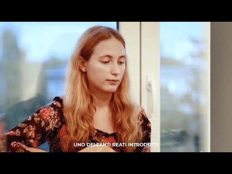 Aleksandra Skochilenko, l’artista russa che metteva i bigliettini contro la guerra nei…