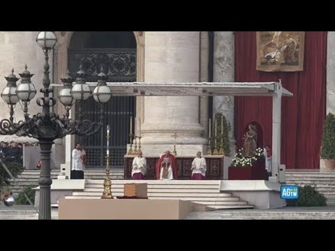 Papa Francesco: «Affidiamo il nostro fratello alle mani del Signore»