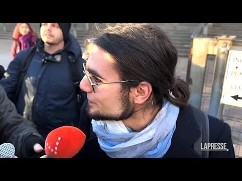 Milano, attivista del clima: «Dal governo repressione, ma non ci fermeremo»