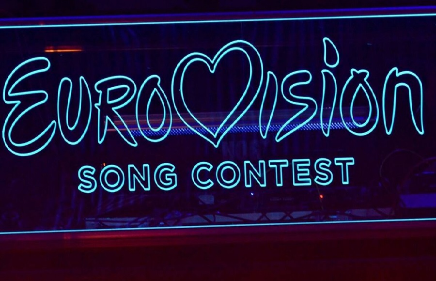 Da Sanremo all’Eurovision Song Contest – Manhattan in svendita – L’alba della messaggistica