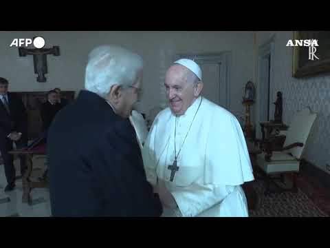 Francesco: “Dimissioni non sono moda, un Papa e’ ad vitam”