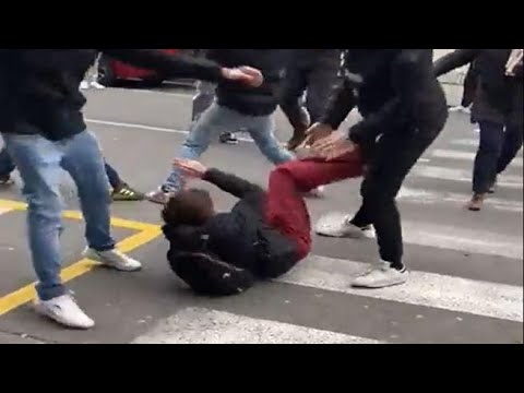 Studenti colpiti con calci e pugni davanti al liceo Michelangiolo di Firenze: il video…