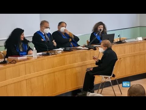 Dottoressa in Giurisprudenza a 84 anni: laurea record a Napoli