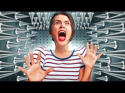Cosa accadrebbe se ti svegliassi in una spaventosa escape room?