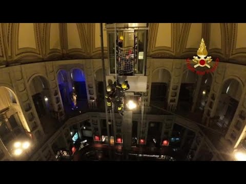 La spettacolare evacuazione dell’ascensore all’interno della Mole Antonelliana