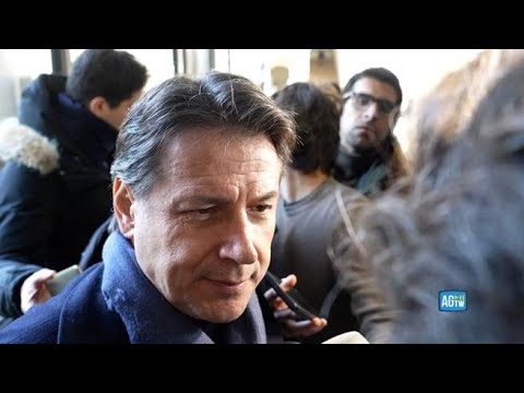 Reddito cittadinanza, Conte: «Con abolizione rischio grave disastro sociale»