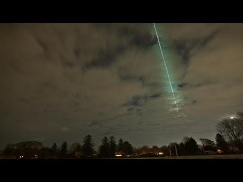 Meteoroide illumina il cielo francese. Esa: «Scoperto 5 ore prima dell’impatto»