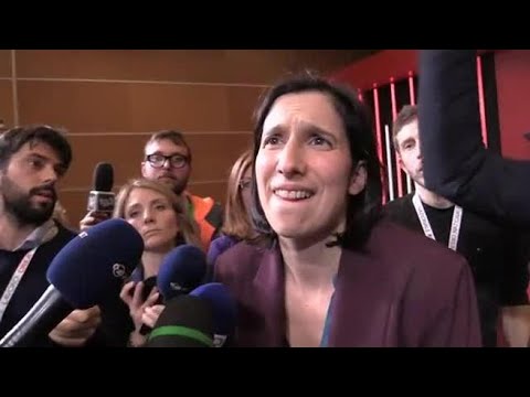 La pausa di Schlein sui morti di Cutro: «Sì, la risposta di Meloni è tardiva»
