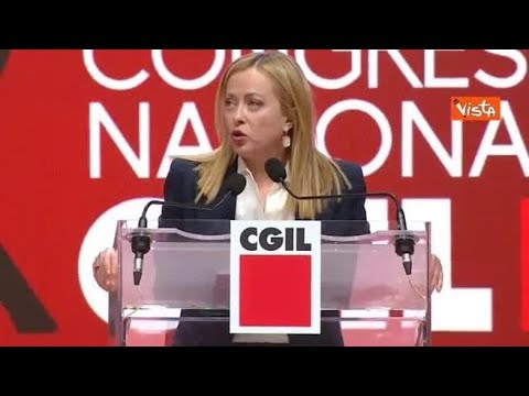 Meloni al Congresso della Cgil: “Sono 30 anni che mi fischiano, sono cavaliere al merito in…