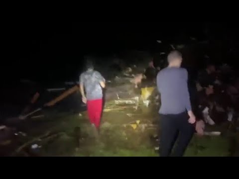Mississippi, tornado catastrofico rade al suolo tutto. La ricerca dei dispersi al buio