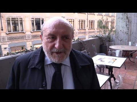 Galimberti e il disagio giovanile: «Senza futuro, sballottati dalle emozioni»