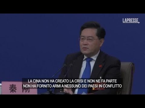 Ucraina, il ministro degli esteri cinese: «Mai fornito armi alle due parti in guerra»