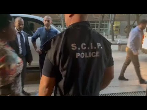 Estradata in Italia una dei 100 latitanti più pericolosi: Jeff Joy, la maman della mafia…