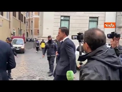 “Giorgia, ho un disperato bisogno di un espresso”, Rutte racconta del caffè a Bruxelles