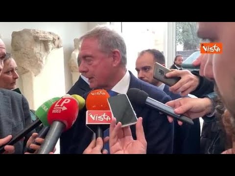 Decreto Flussi, Urso: “Mettere in sintonia ingressi lavoratori ed esigenze sistema produttivo”