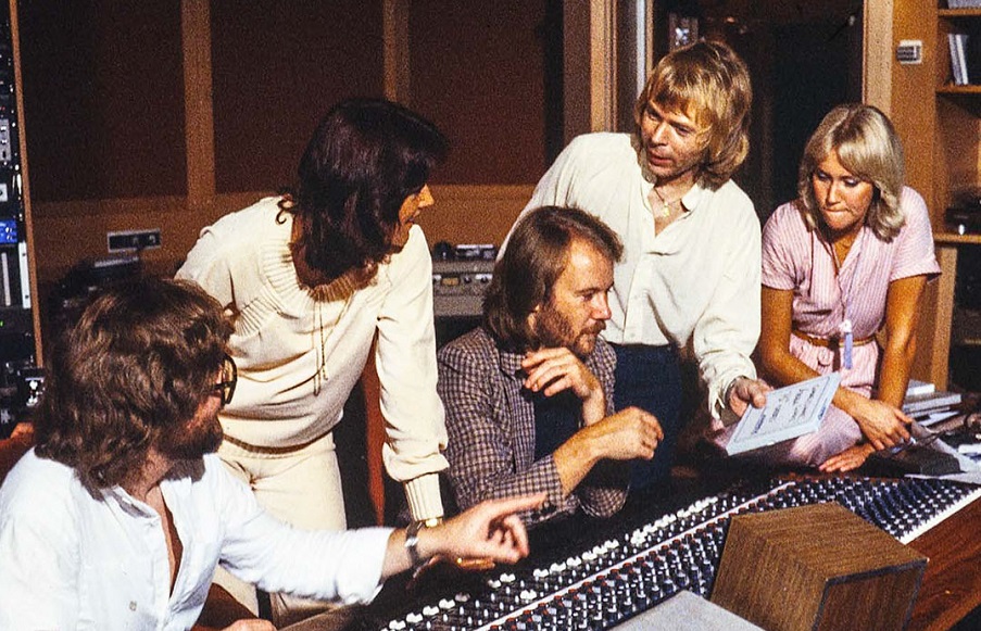 Gli ABBA e il primo compact disc
